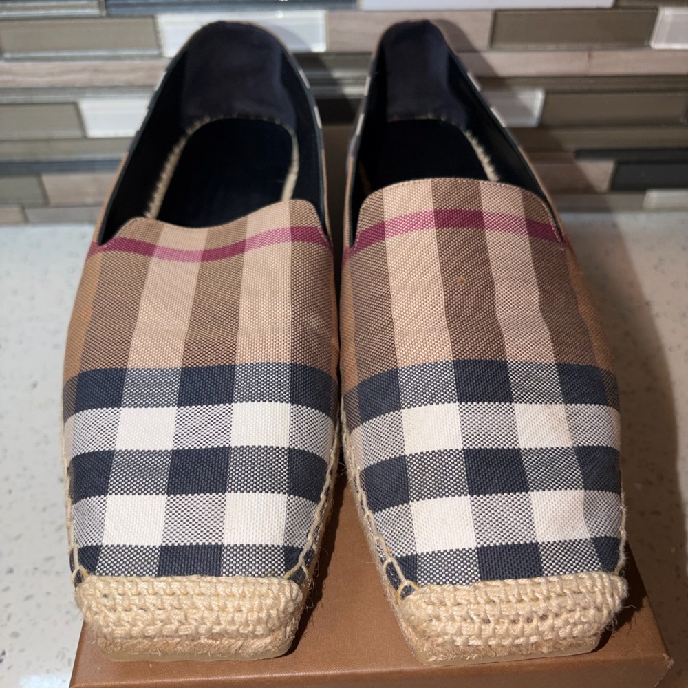 Burberry Checkered Espadrilles in Black and Tan